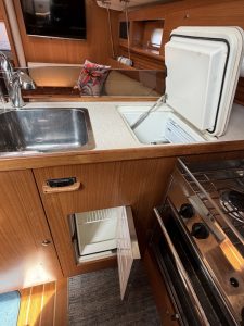 interior, Catalina 355, sailboat for sale