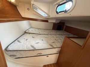 bed, Catalina 355, sailboat for sale