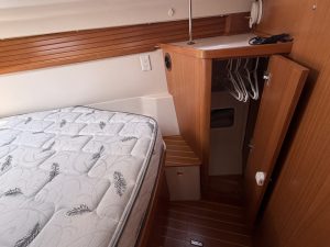 bed, Catalina 355, sailboat for sale