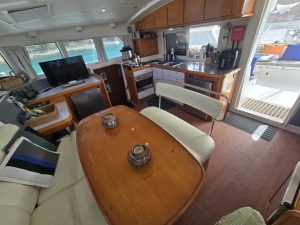 salon, Lagoon 440, catamaran for sale