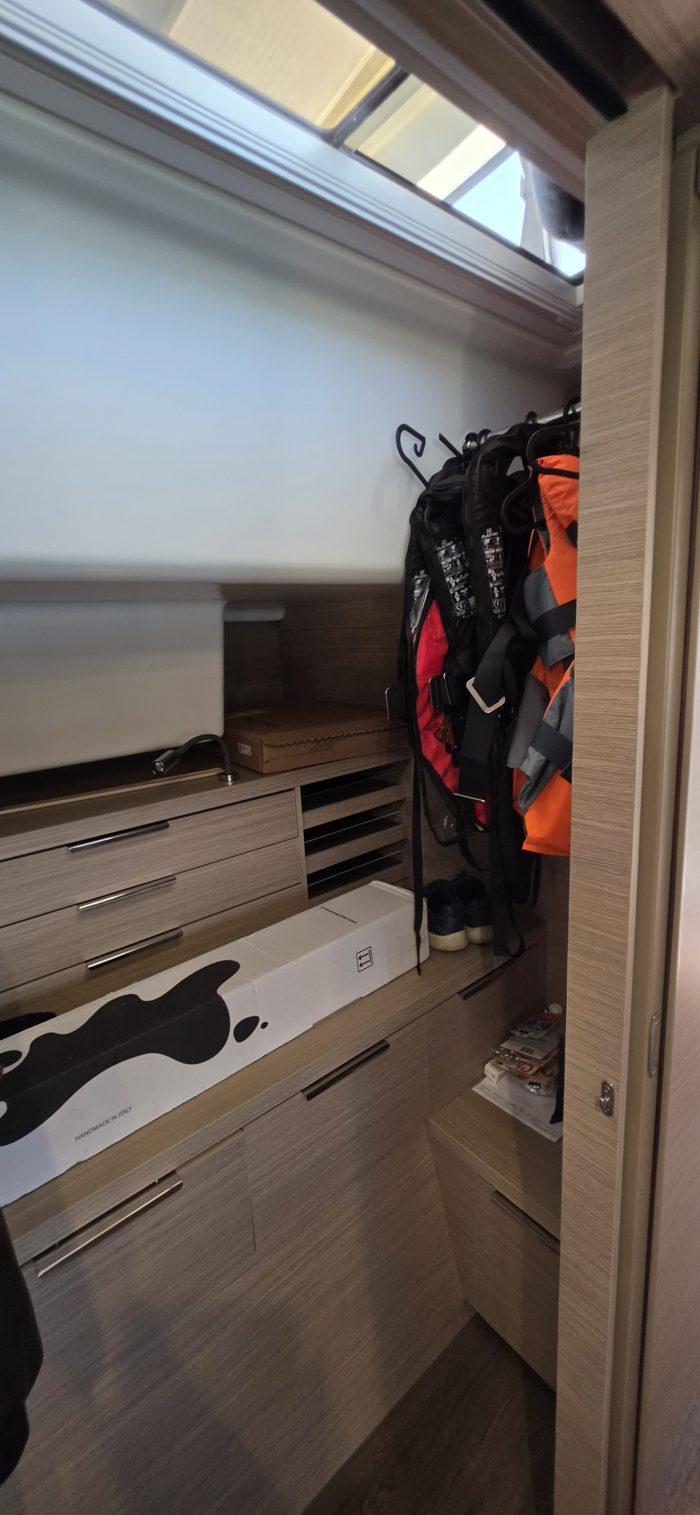 interior, Lagoon 51, catamaran for sale