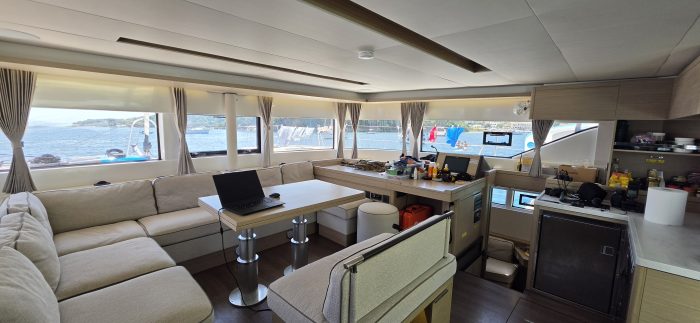 salon, Lagoon 51, catamaran for sale