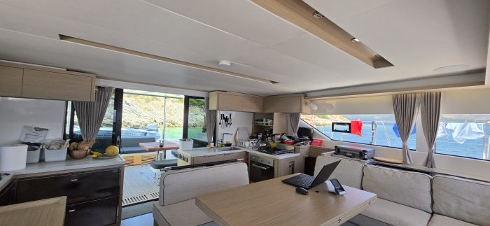 salon, Lagoon 51, catamaran for sale