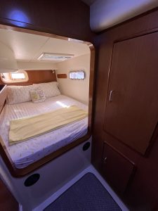 bed, Leopard 40, catamaran for sale