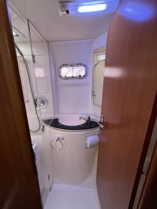 bath, Leopard 40, catamaran for sale