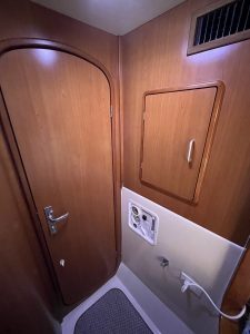 bath, Leopard 40, catamaran for sale