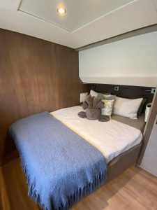 bed, Bali 5.4, catamaran for sale