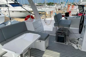 cockpit, Seawind 1260, catamaran for sale
