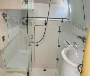 bath, Seawind 1260, catamaran for sale