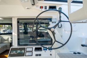 helm, Balance 442, catamaran for sale