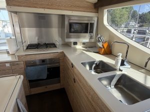 interior, Xquisite X5, catamaran for sale
