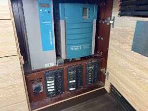 electrical, Xquisite X5, catamaran for sale