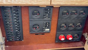 electrical, Xquisite X5, catamaran for sale