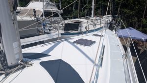 deck, Hunter 410, sailboat for sale