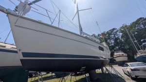 boatyard, Hunter 410, sailboat for sale