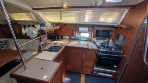 interior, Hunter 410, sailboat for sale