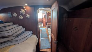 interior, Hunter 410, sailboat for sale