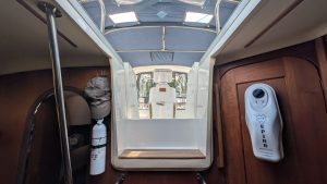 interior, Hunter 410, sailboat for sale