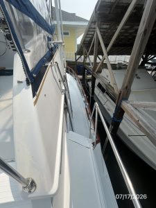 deck, Hatteras 48 LRC, trawler for sale