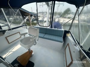 cockpit, Hatteras 48 LRC, trawler for sale