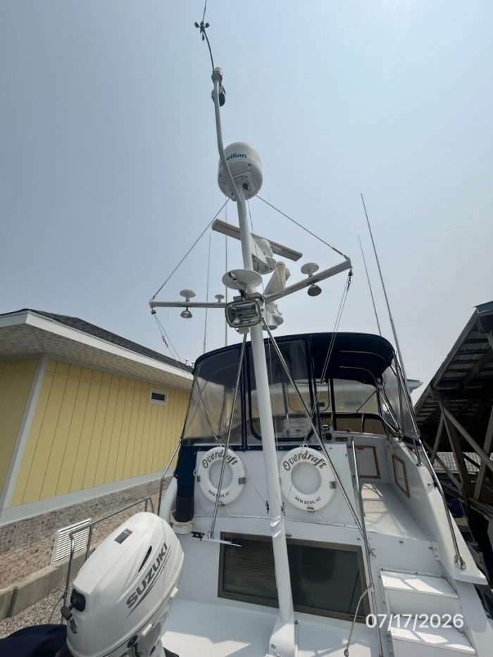 deck, Hatteras 48 LRC, trawler for sale