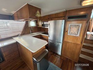interior, Hatteras 48 LRC, trawler for sale