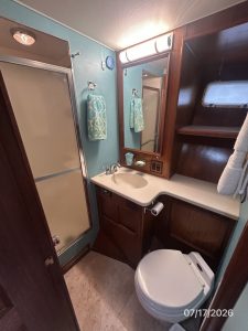 bath, Hatteras 48 LRC, trawler for sale