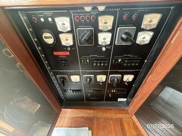 electrical, Hatteras 48 LRC, trawler for sale