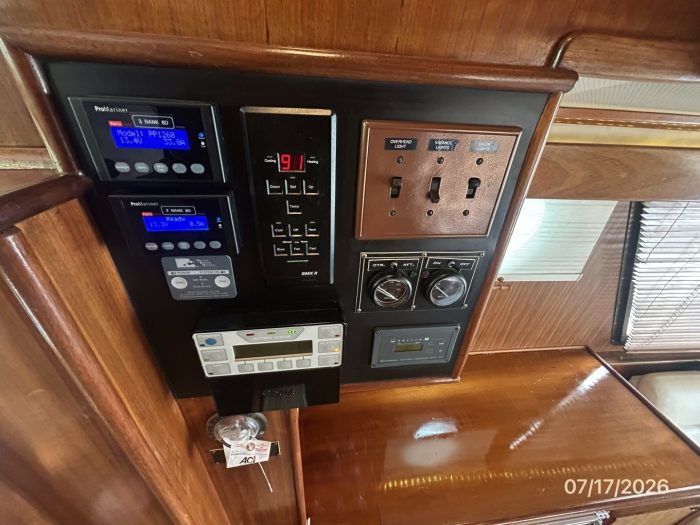 electrical, Hatteras 48 LRC, trawler for sale