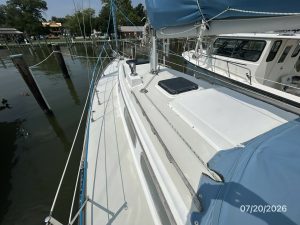 deck, Pearson, sailboat for sale