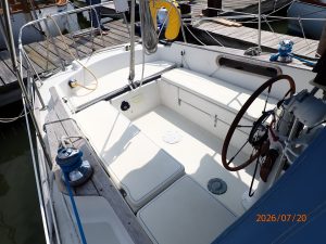 cockpit, Pearson, sailboat for sale