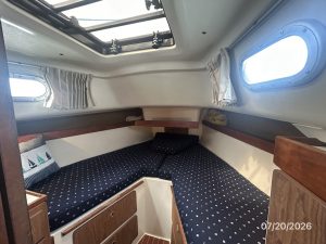 bed, Pearson, sailboat for sale