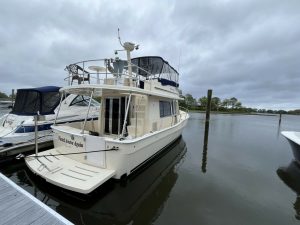 Mainship 400, trawler for sale