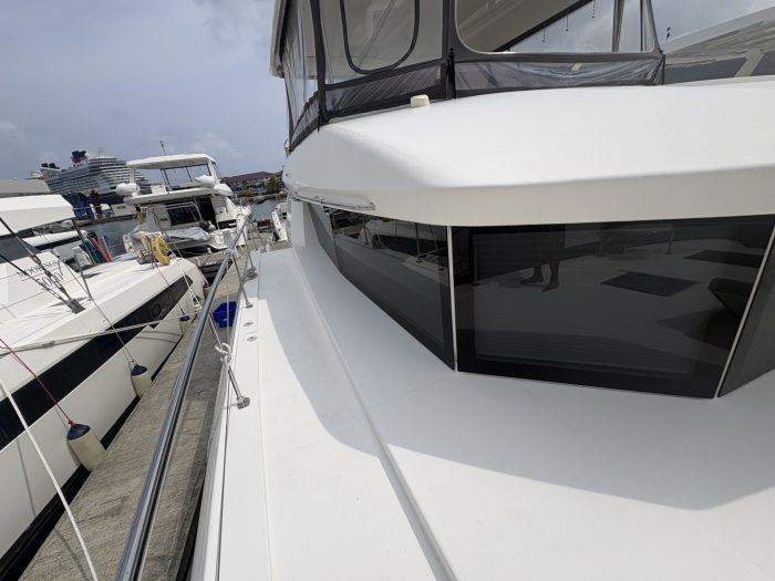 exterior, Leopard 53 PowerCat, power catamaran for sale