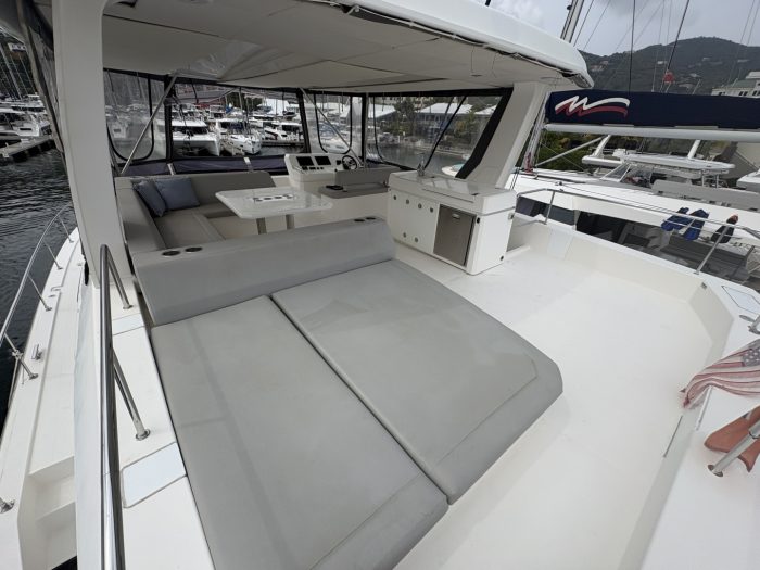 cockpit, Leopard 53 PowerCat, power catamaran for sale