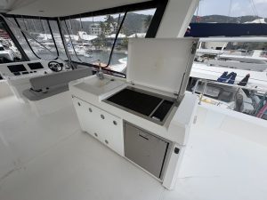 deck, Leopard 53 PowerCat, trawler for sale