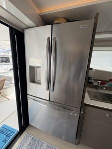interior, Leopard 53 PowerCat, trawler for sale