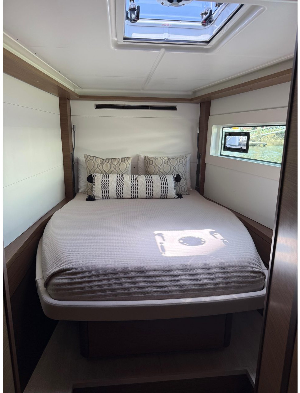 bed, Lagoon 46, catamaran for sale