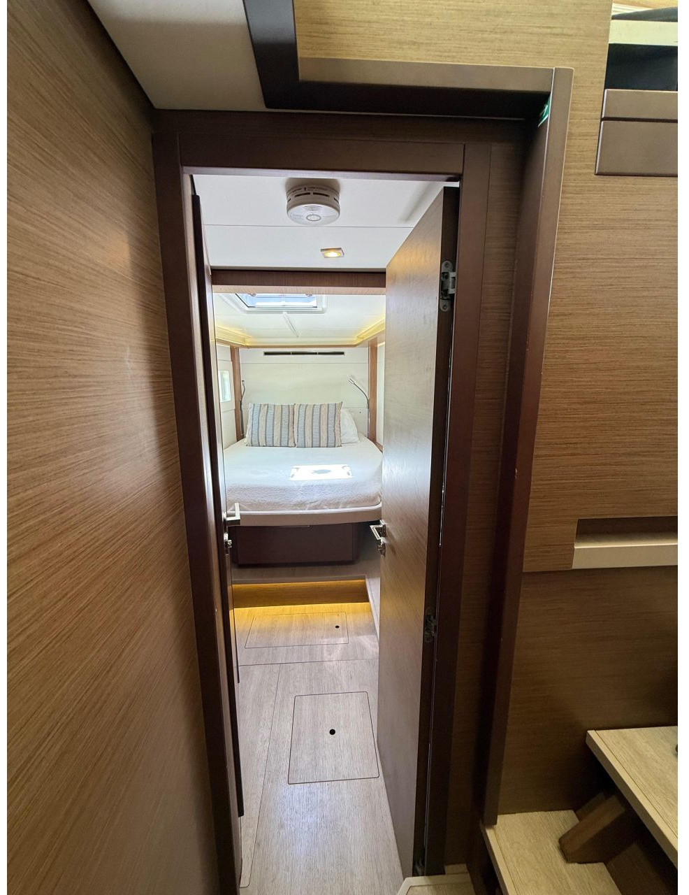 interior, Lagoon 46, catamaran for sale