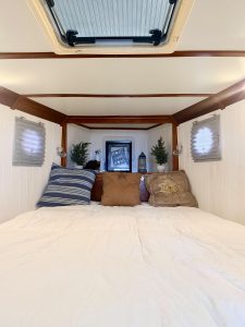 bed, Great Harbour TT35, trawler for sale