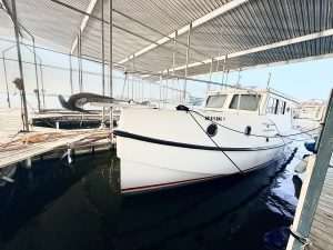 exterior, Great Harbour TT35, trawler for sale