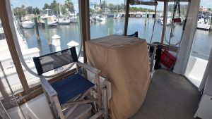 deck, Carver 396, trawler for sale