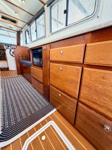 interior, Great Harbour TT35, trawler for sale