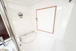 bath, FP 41 Lipari, catamaran for sale