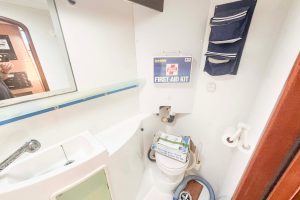 bath, FP 41 Lipari, catamaran for sale