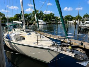 deck, Caliber 40, sailboat for sale