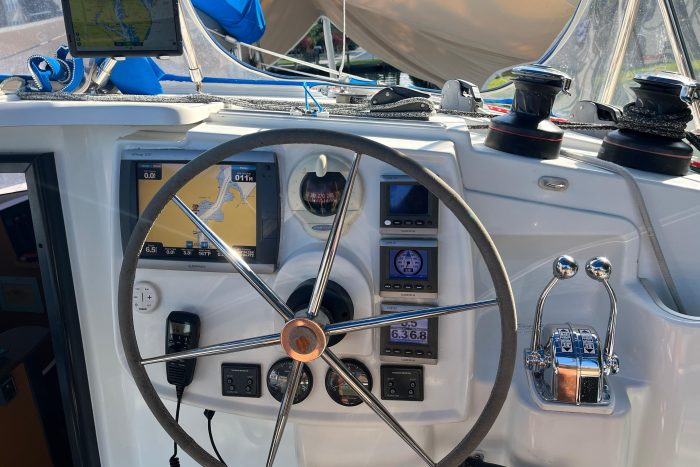 helm, FP 41 Lipari, catamaran for sale