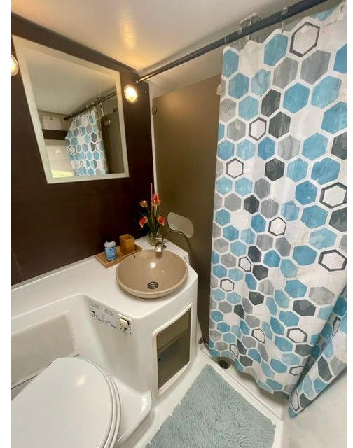 bath, FP 41 Lipari, catamaran for sale