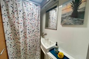 bath, FP 41 Lipari, catamaran for sale