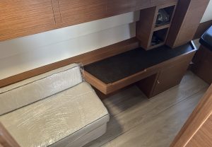 bed, Lagoon 440, catamaran for sale